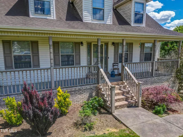 $469,000 | 1032 Austin Ridge Court, Piney Flats, TN 37686