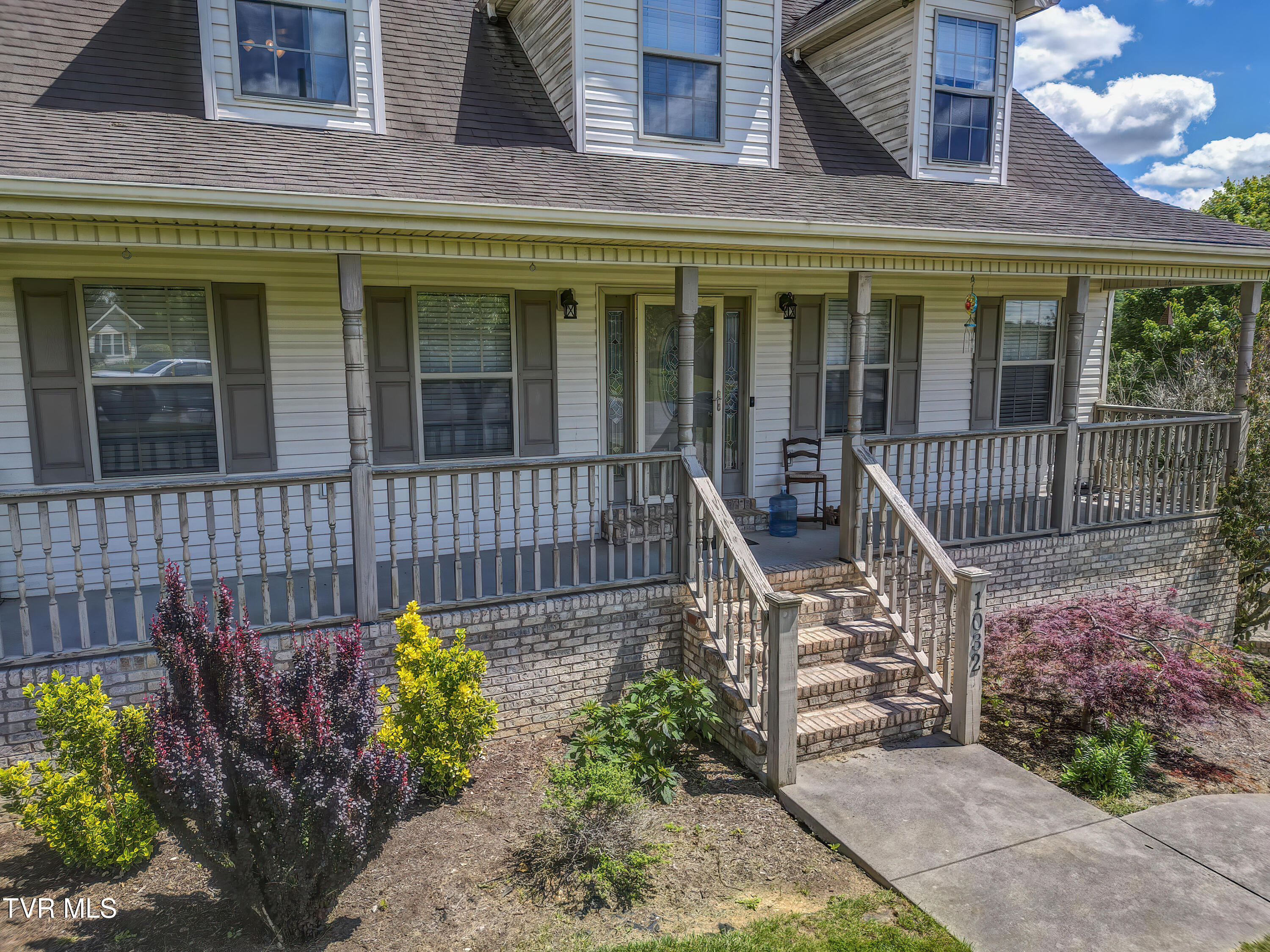 1032 Austin Ridge Court Piney Flats, TN 37686 - Photo 3 of 50 1032 Austin Springs (3)