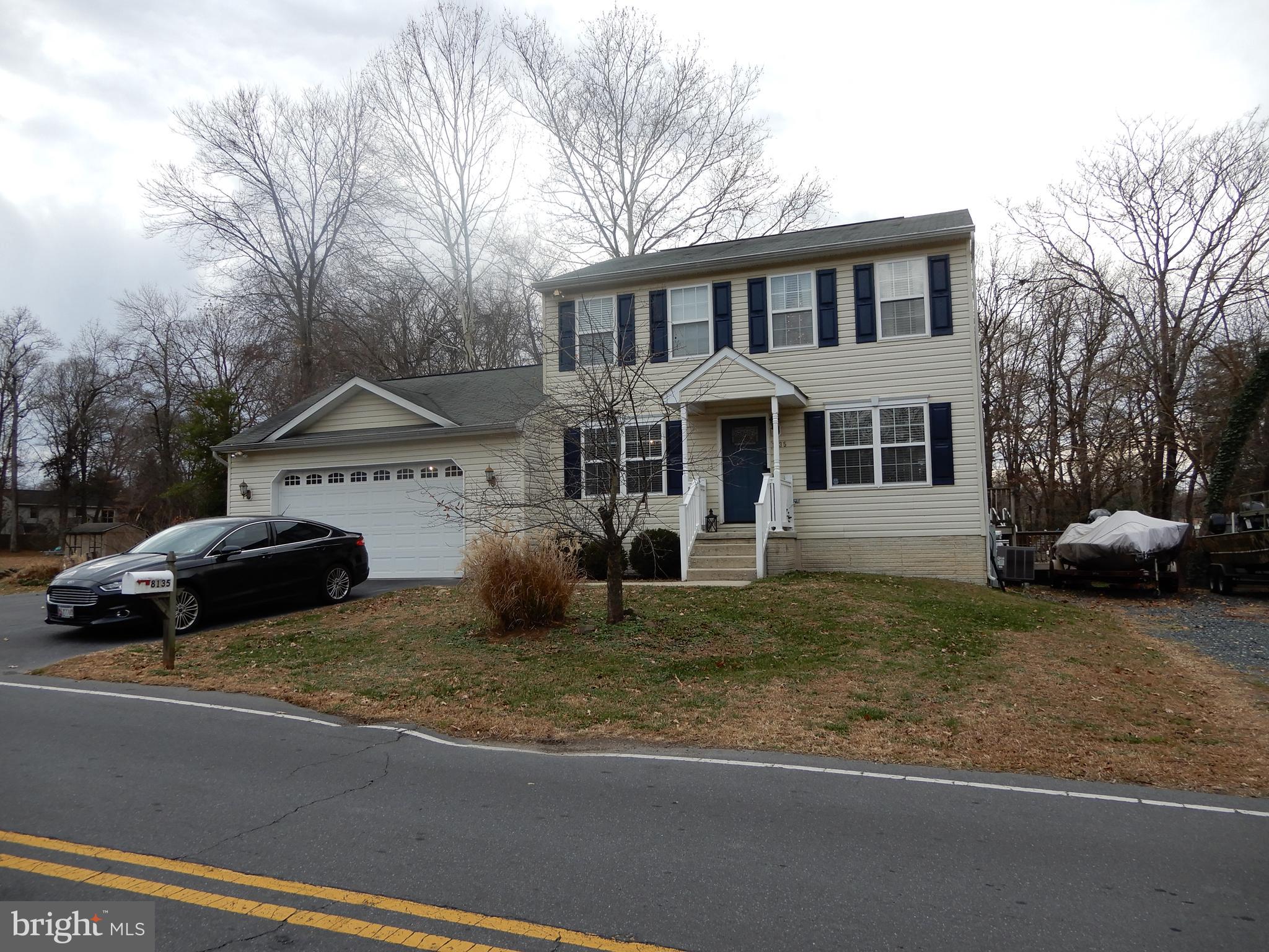 8135 Elizabeth Road Pasadena, MD 21122 - Photo 3 of 23