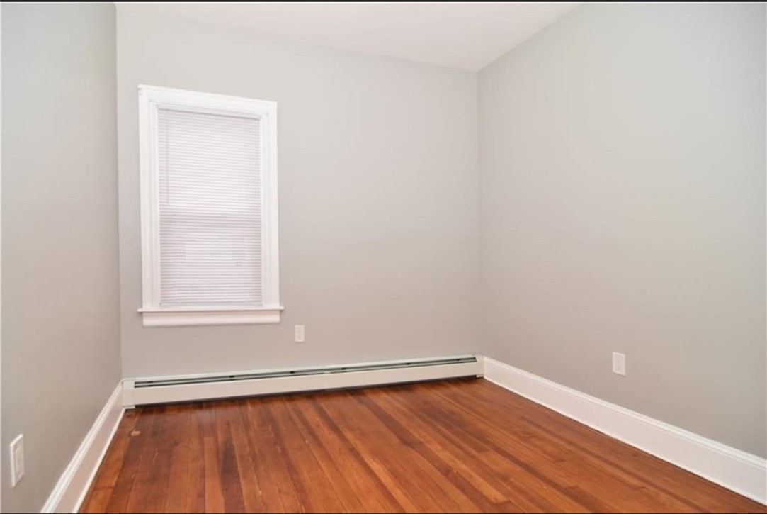 40 Linton Street Pawtucket, RI 02861 - Photo 12 of 26