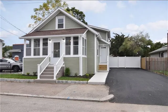 $395,000 | 40 Linton Street, Pawtucket, RI 02861