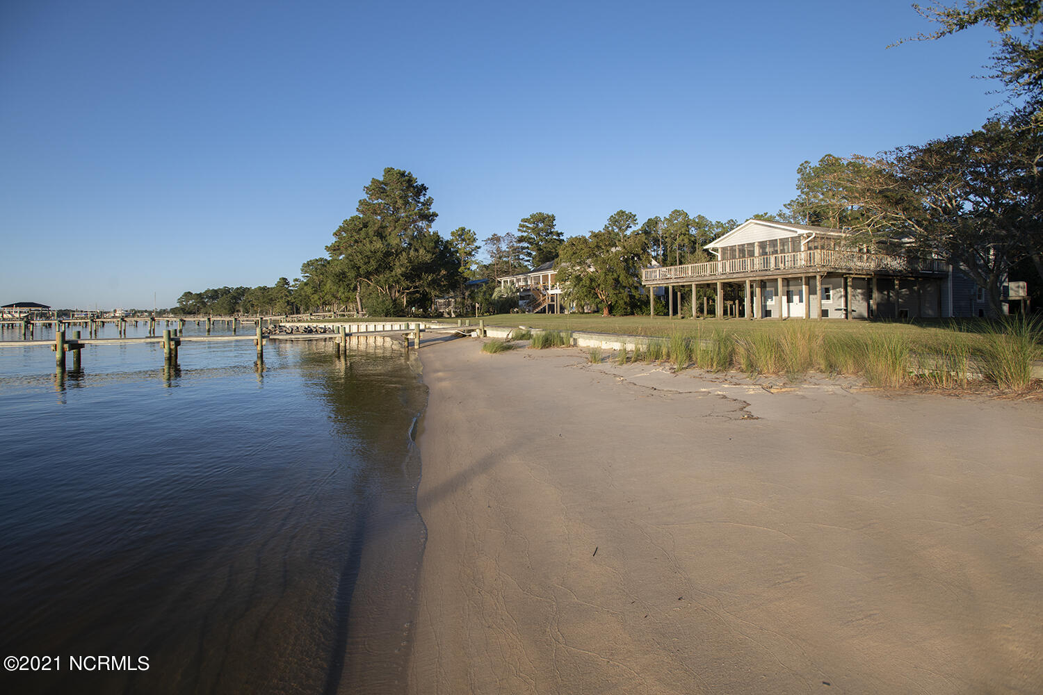 188 Thurman Road Beaufort, NC 28516 - Photo 2 of 45 188 Thurman Road 032