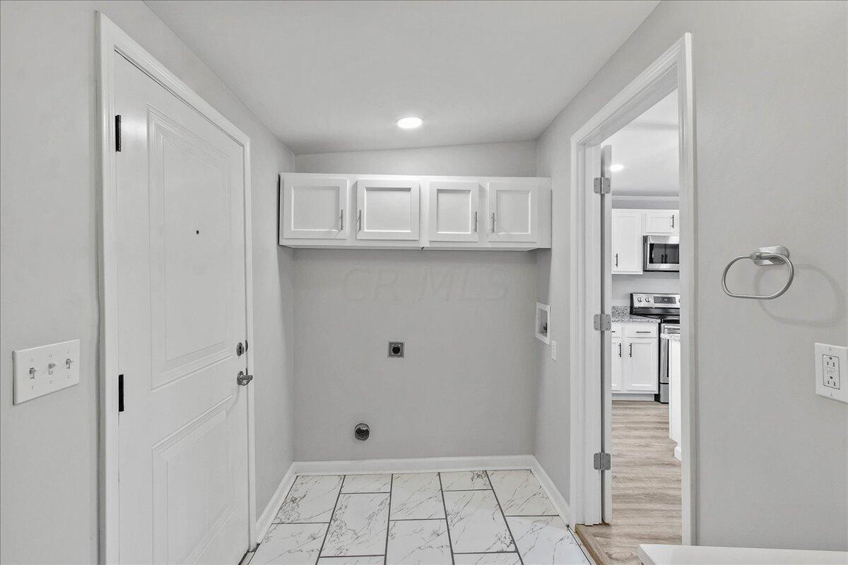 349 Walnut Street Circleville, OH 43113 - Photo 18 of 28 Laundry room