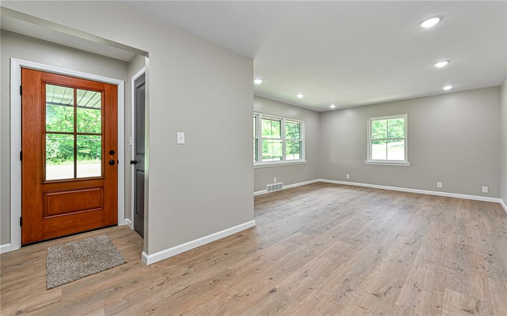 700 Lower Boyd School Road Wampum, PA 16157 - Photo 4 of 35 Gallery Image 4