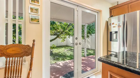 $689,999 | 1032 Northeast 4th Ct., Hallandale Beach, FL 33009