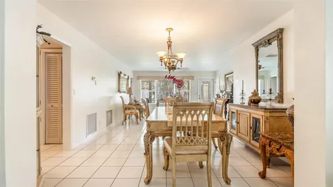 $689,999 | 1032 Northeast 4th Ct., Hallandale Beach, FL 33009