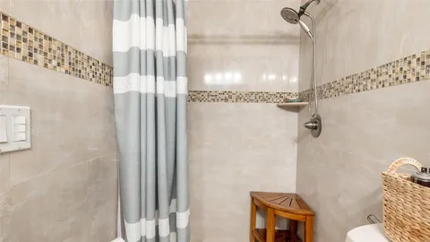 $689,999 | 1032 Northeast 4th Ct., Hallandale Beach, FL 33009