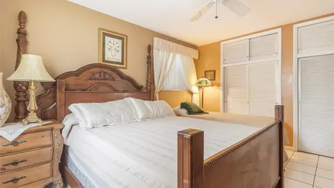 $689,999 | 1032 Northeast 4th Ct., Hallandale Beach, FL 33009