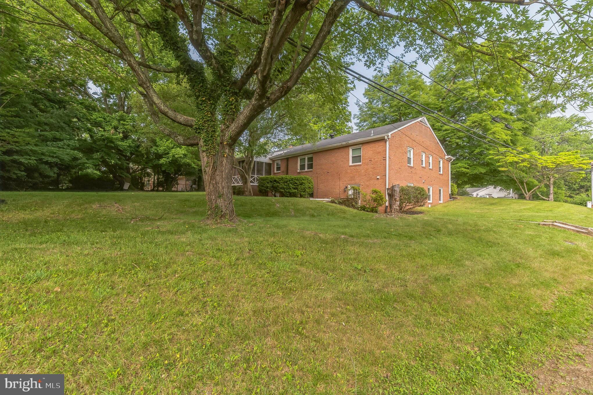 9001 Weems Road Manassas, VA 20110 - Photo 9 of 30 Gallery Image 9