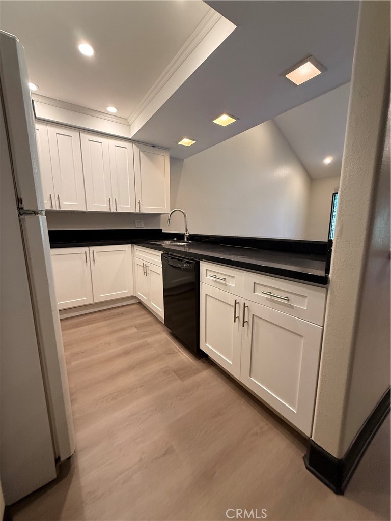 300 South Prospectors Road Diamond Bar, CA 91765 - Photo 10 of 18 kitchen