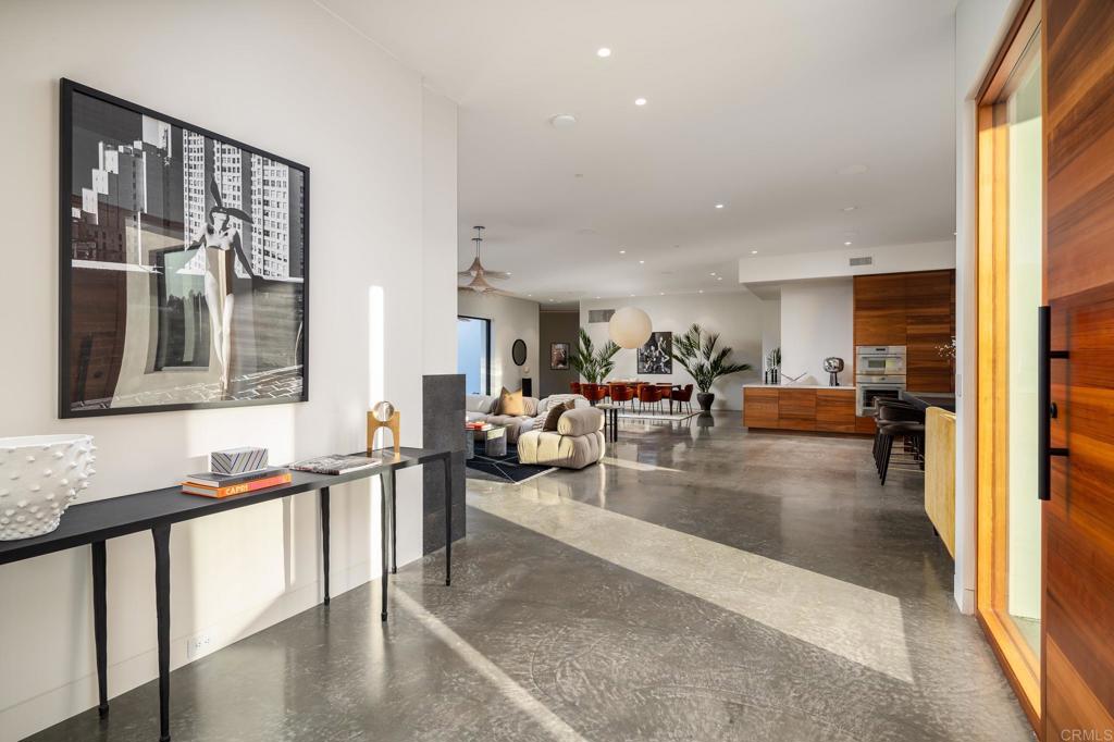 7007 La Palma Rancho Santa Fe, CA 92067 - Photo 2 of 31