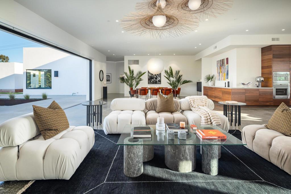 7007 La Palma Rancho Santa Fe, CA 92067 - Photo 3 of 31