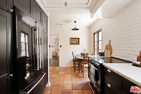 $1,799,000 | 1781 South Garth Avenue, Los Angeles, CA 90035