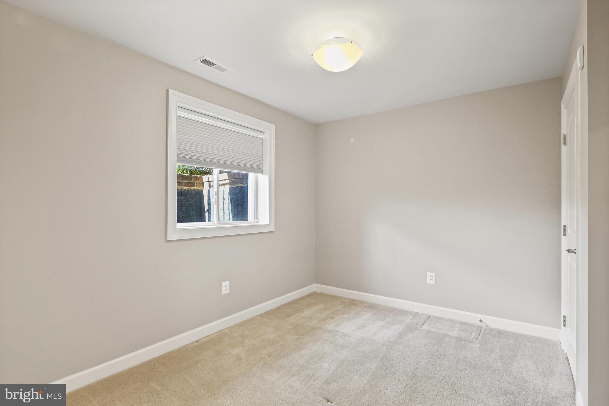 3553 Katherine Way Frederick, MD 21704 - Photo 28 of 34 an empty room with a window