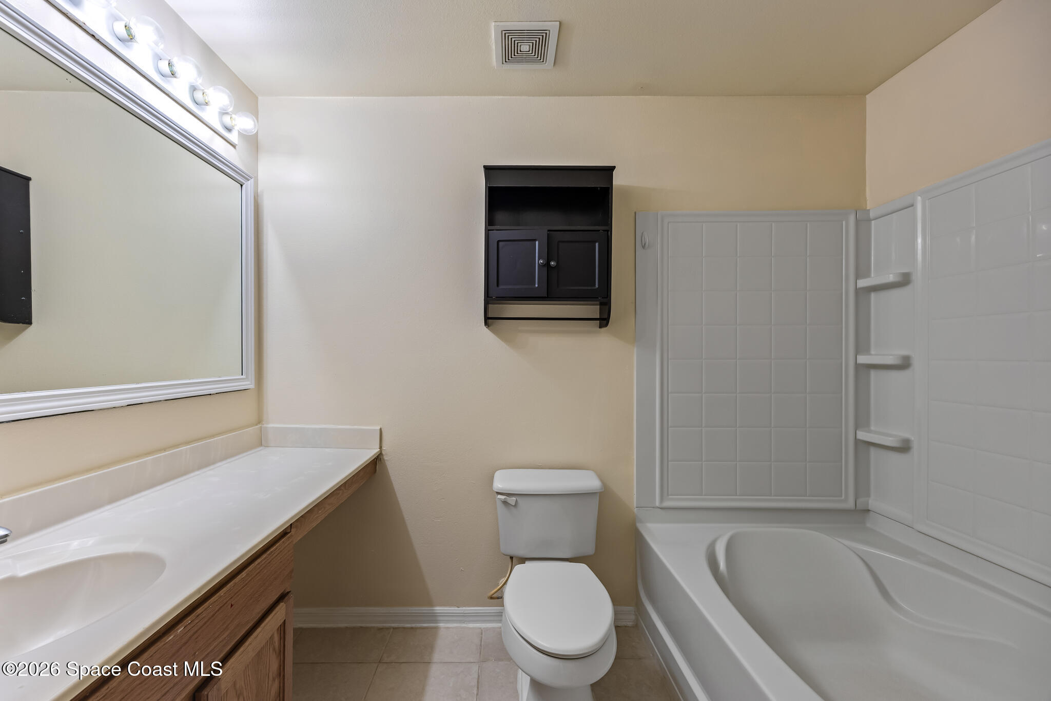 1012 Ray Road Southeast Palm Bay, FL 32909 - Photo 18 of 21 2nd bathroom