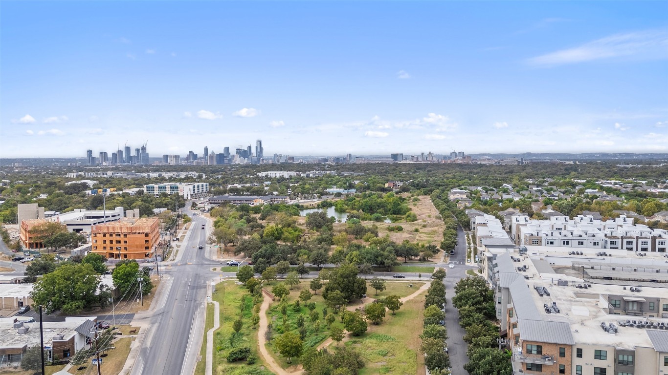 2805 McCurdy Street, Unit 11 Austin, TX 78723 - Photo 28 of 36