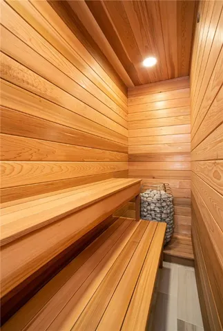 $10,000,000 | 27 Adventure Way, Richmond, RI 02898