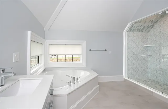 $10,000,000 | 27 Adventure Way, Richmond, RI 02898