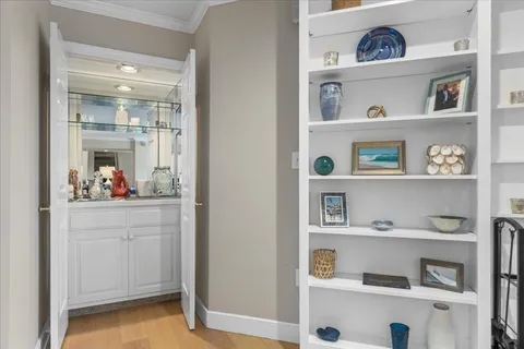 a view of decorative items on a kitchen