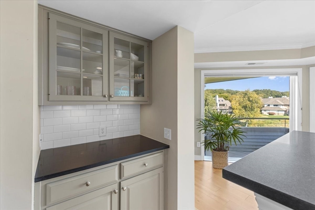 29 Ladds Way, Unit 29 Scituate, MA 02066 - Photo 5 of 33 a view of a entryway in the house