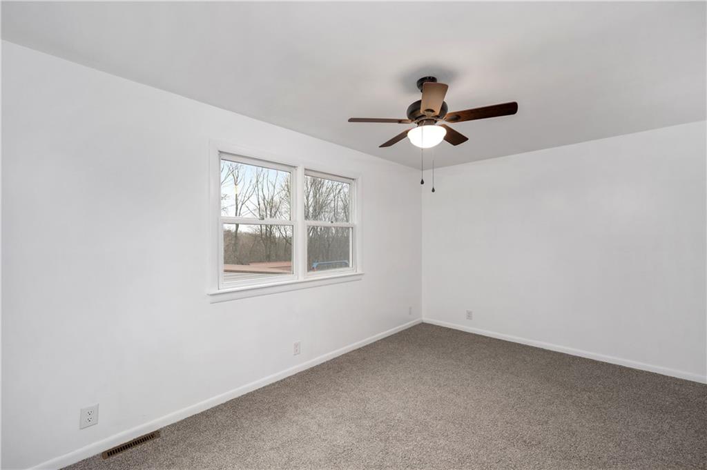 425 Chicora Road Butler, PA 16001 - Photo 16 of 29