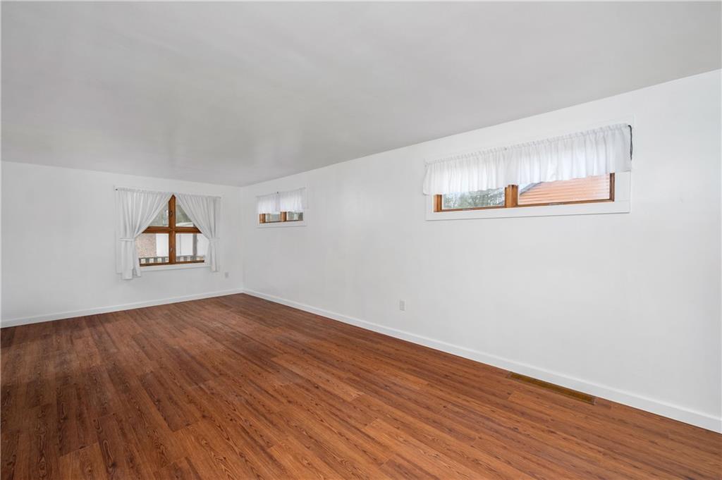 425 Chicora Road Butler, PA 16001 - Photo 6 of 29