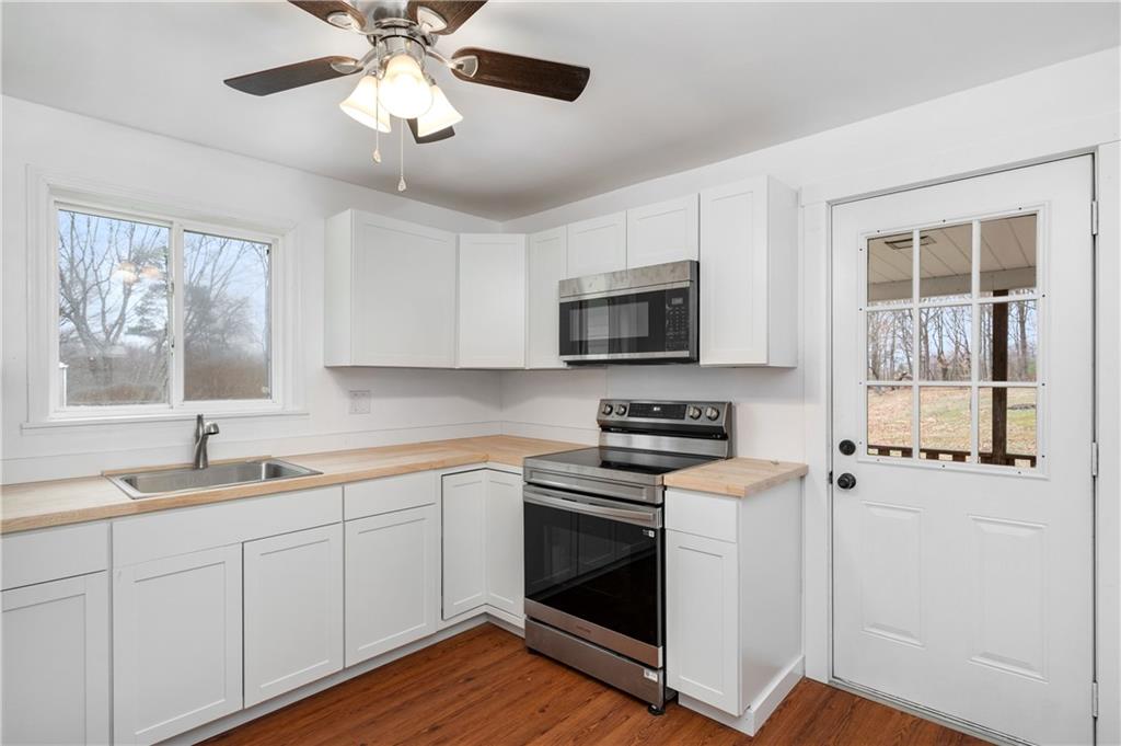 425 Chicora Road Butler, PA 16001 - Photo 9 of 29