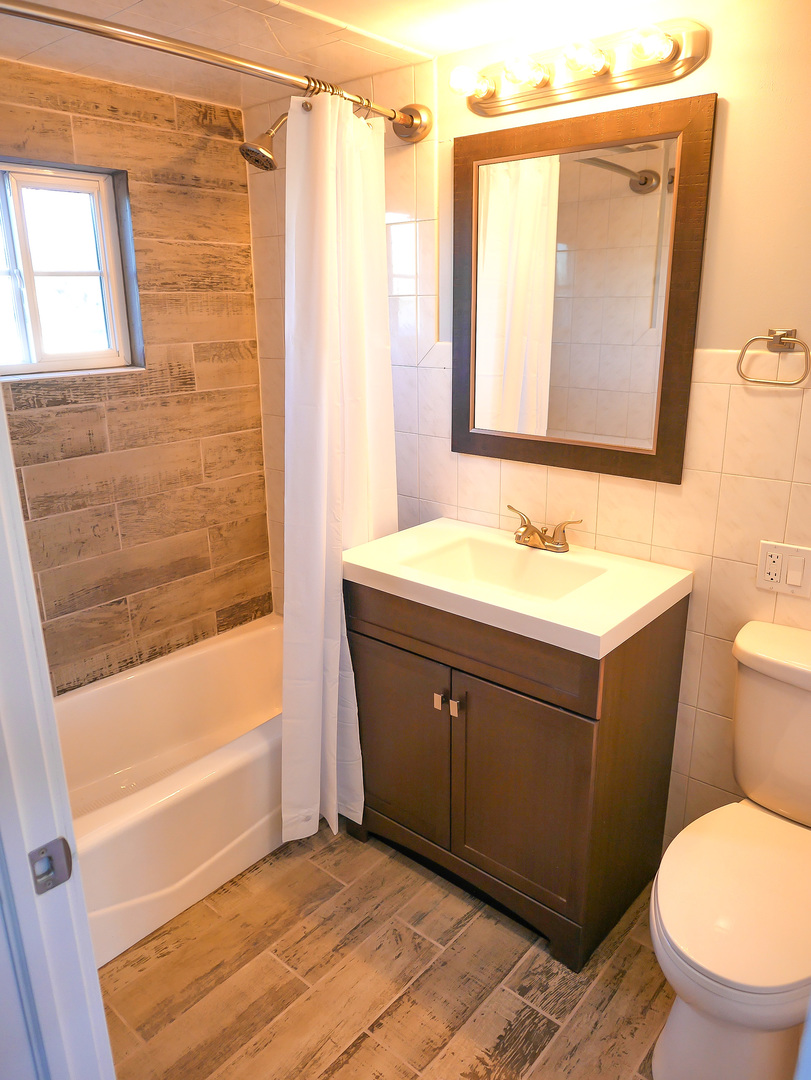 2107 West Ohio Street, Unit 2 Chicago, IL 60612 - Photo 13 of 24