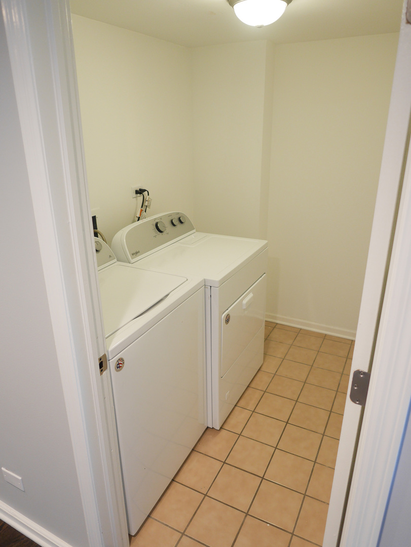 2107 West Ohio Street, Unit 2 Chicago, IL 60612 - Photo 19 of 24