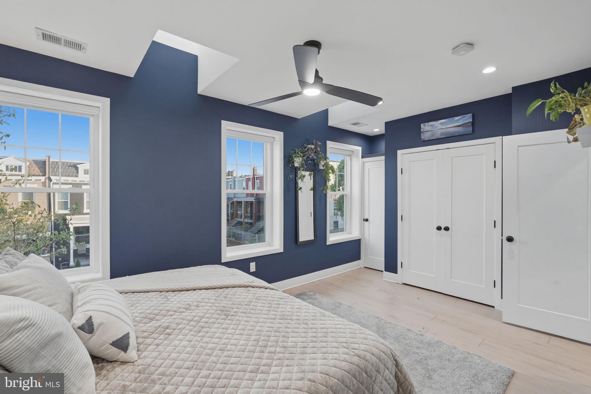 445 Kenyon Street Northwest Washington, DC 20010 - Photo 14 of 39