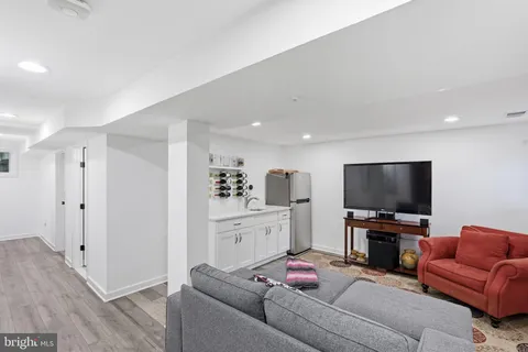 $1,099,000 | 445 Kenyon Street Northwest, Washington, DC 20010