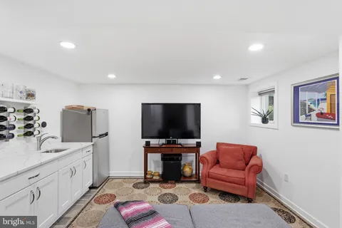 $1,099,000 | 445 Kenyon Street Northwest, Washington, DC 20010