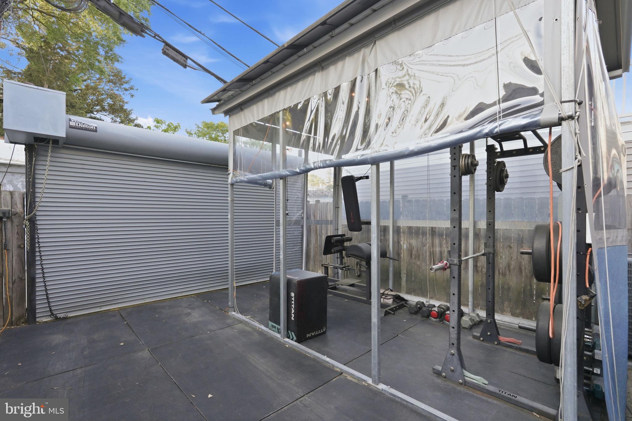 445 Kenyon Street Northwest Washington, DC 20010 - Photo 34 of 39