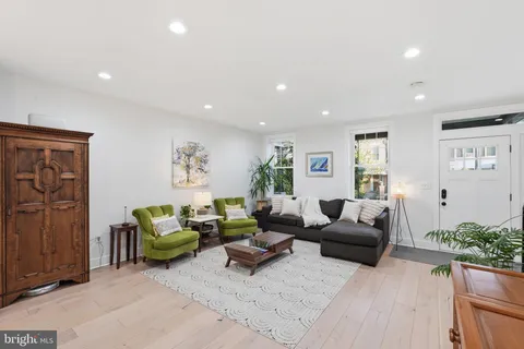 $1,099,000 | 445 Kenyon Street Northwest, Washington, DC 20010