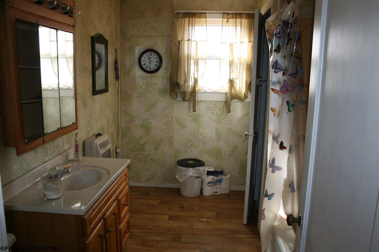 3839 Smithton Road West Union, WV 26456 - Photo 17 of 20 Gallery Image 17