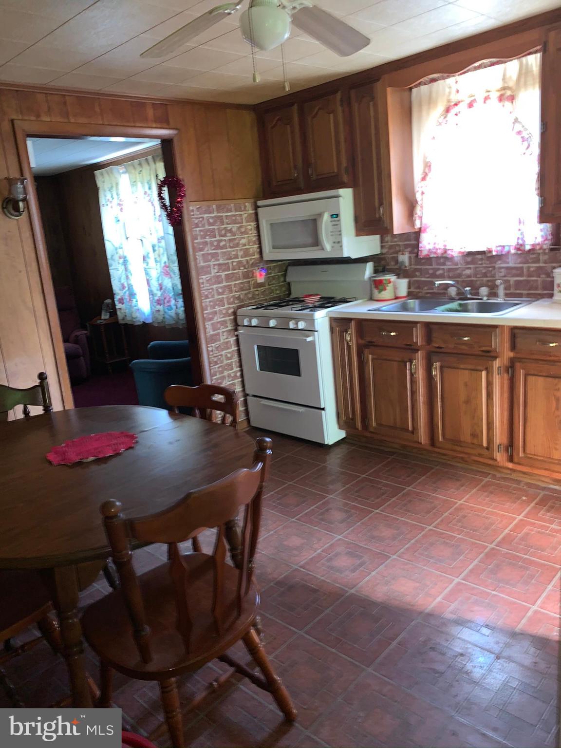 7 Burgners Mill Road Carlisle, PA 17015 - Photo 18 of 21