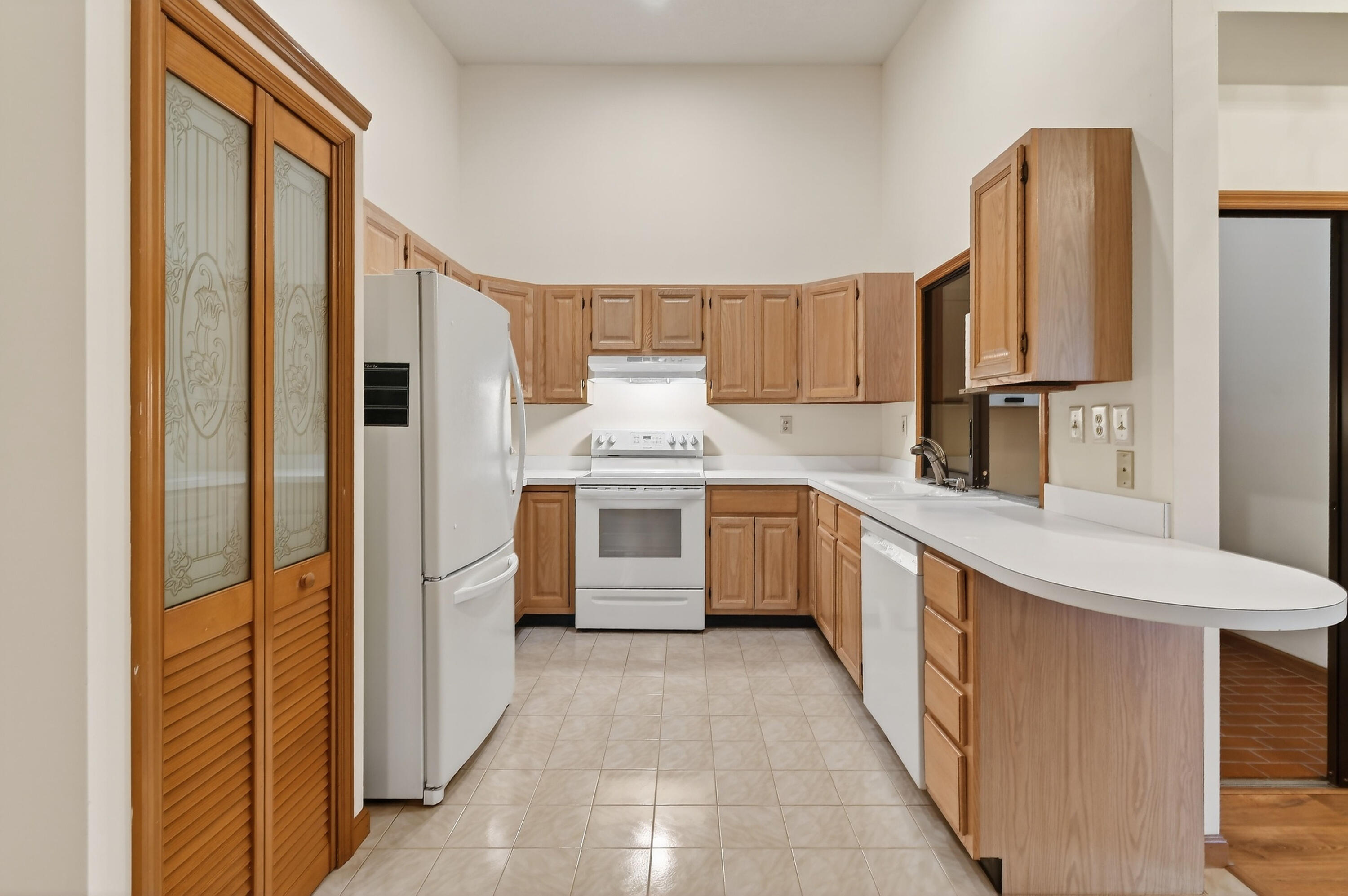 6016 Pompano Street Jupiter, FL 33458 - Photo 14 of 45 6016PompanoSt(16) - Copy