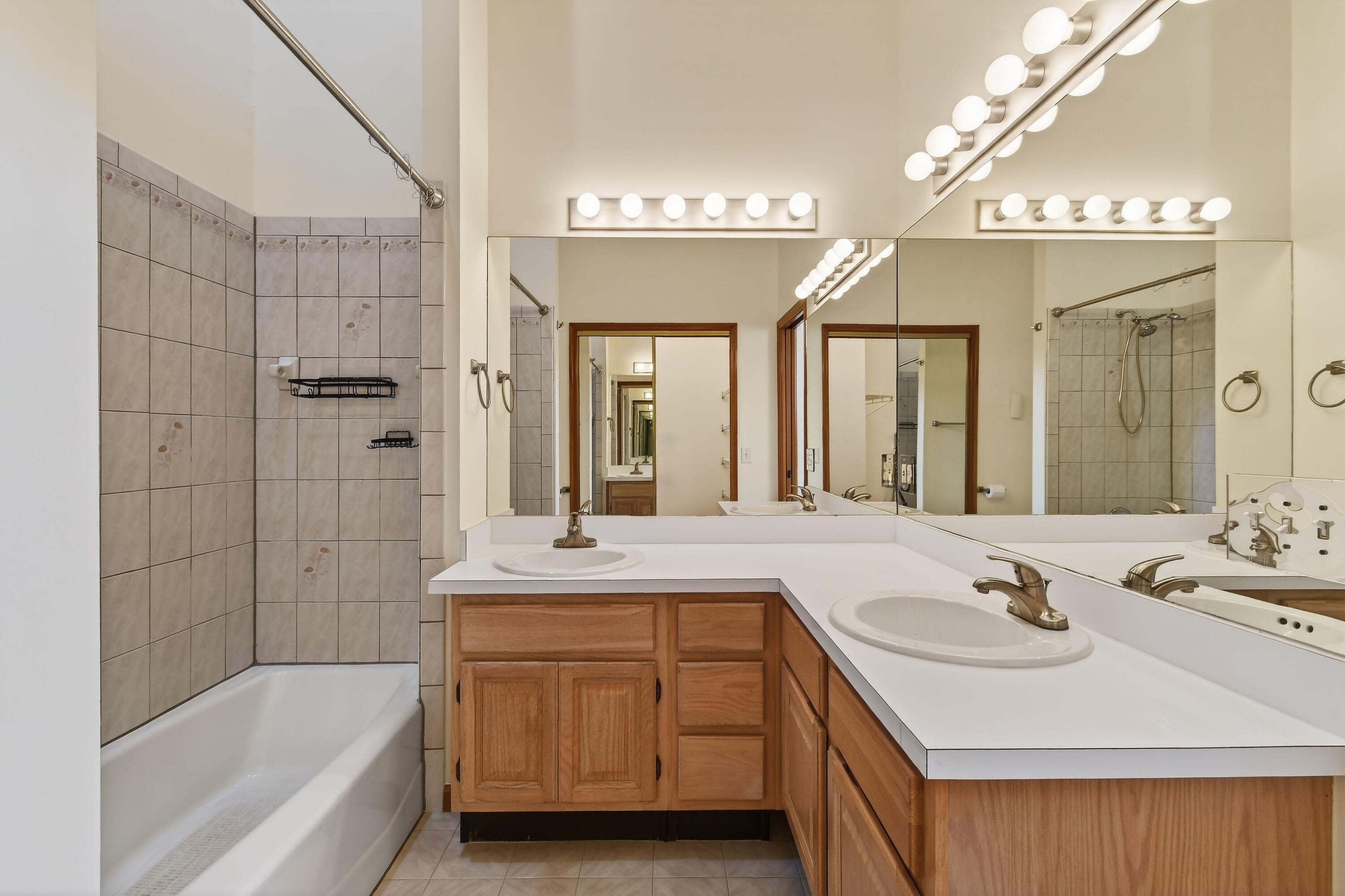 6016 Pompano Street Jupiter, FL 33458 - Photo 23 of 45 Master bath