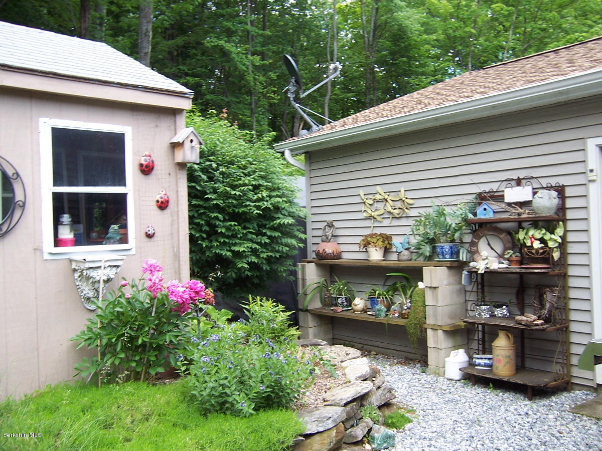 44 Stonehouse Road Washington, MA 01223 - Photo 11 of 56 side shed