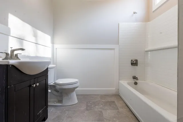 $269,000 | 381 Fountain Lake Drive, Eutawville, SC 29048