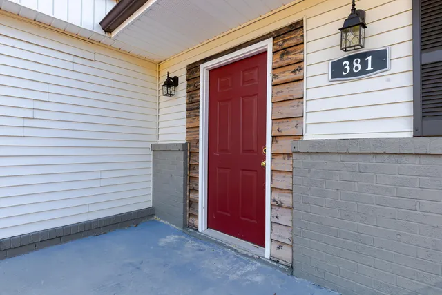 $269,000 | 381 Fountain Lake Drive, Eutawville, SC 29048