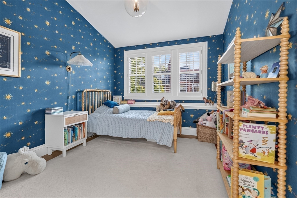 54 Pinckney Street Boston, MA 02114 - Photo 17 of 23 Gallery Image 17