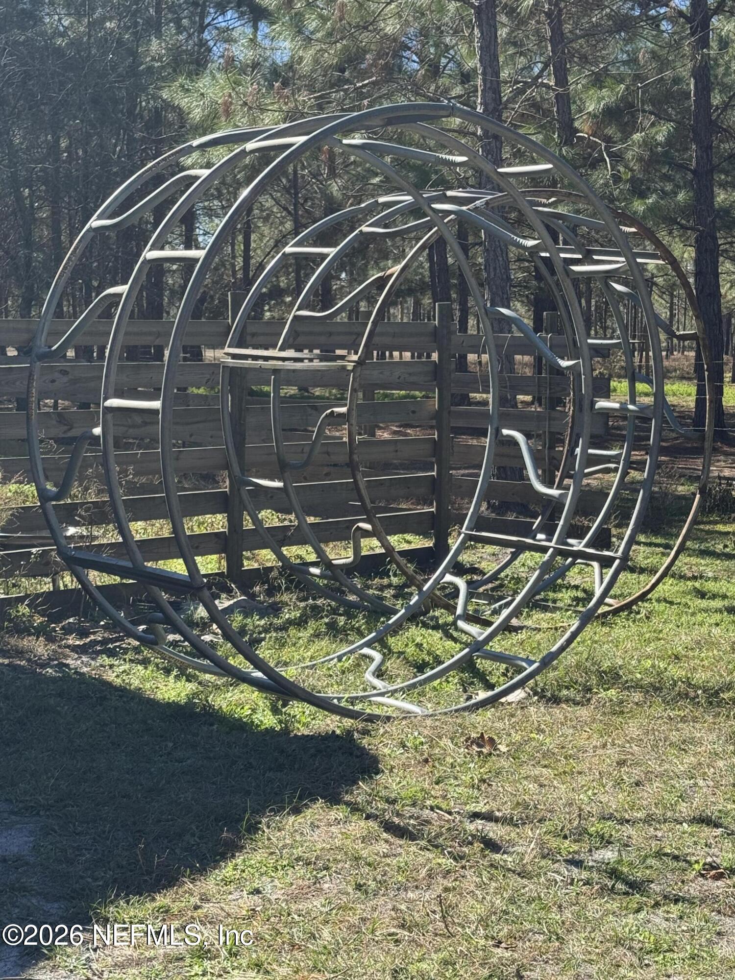 0 Southwest 105th Street Brooker, FL 32622 - Photo 9 of 40 a view of a yard with water heater