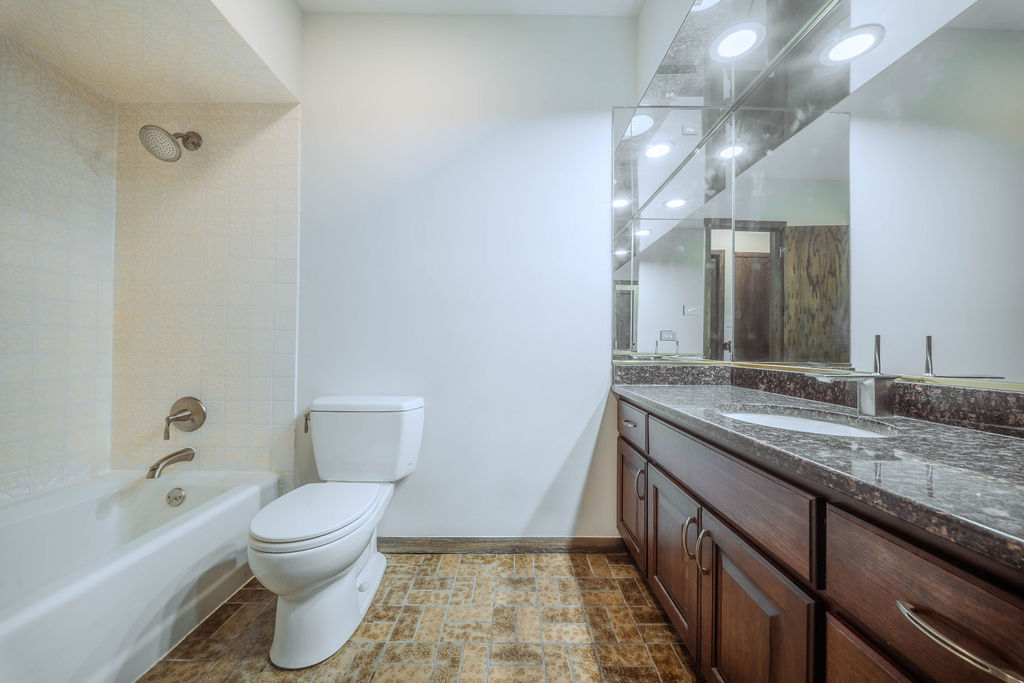 8100 South Park Avenue Burr Ridge, IL 60527 - Photo 19 of 30