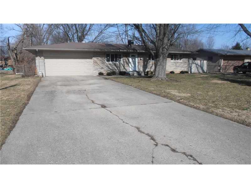 904 Bristol Road Indianapolis, IN 46280 - Photo 2 of 23 Gallery Image 2