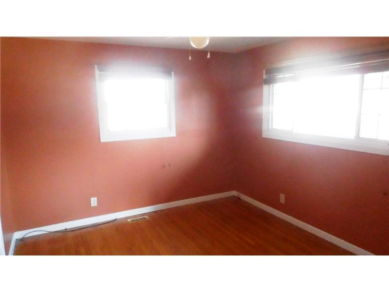904 Bristol Road Indianapolis, IN 46280 - Photo 11 of 23 Gallery Image 11