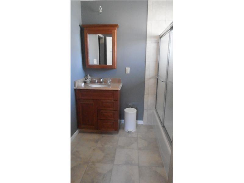 904 Bristol Road Indianapolis, IN 46280 - Photo 16 of 23 Gallery Image 16
