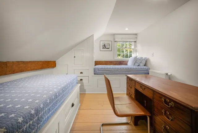 $1,075,000 | 3715 Highway 11, Londonderry, VT 05148