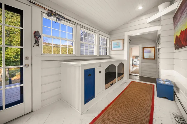 $1,075,000 | 3715 Highway 11, Londonderry, VT 05148