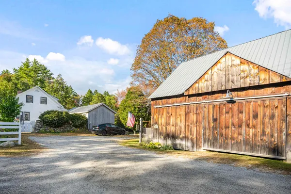 $895,000 | 3715 Highway 11, Londonderry, VT 05148